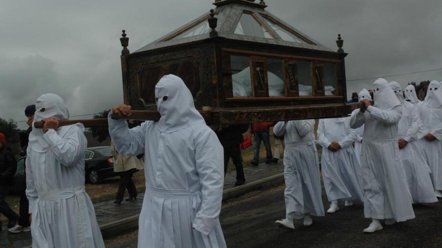 Urna del Santo Entierro de Bercianos de Aliste.