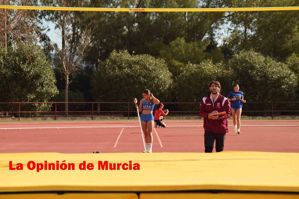 Regional absoluto y sub-23 de atletismo en Lorca (I)