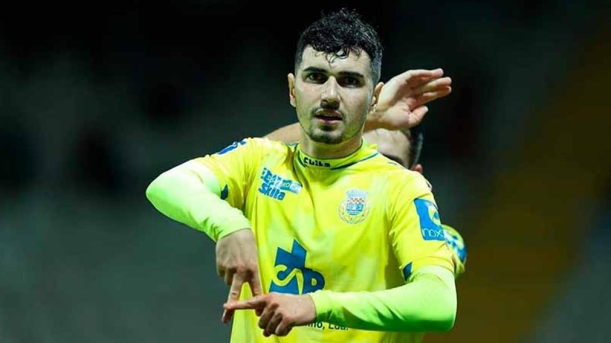 Rafa Mujica, con el Arouca luso