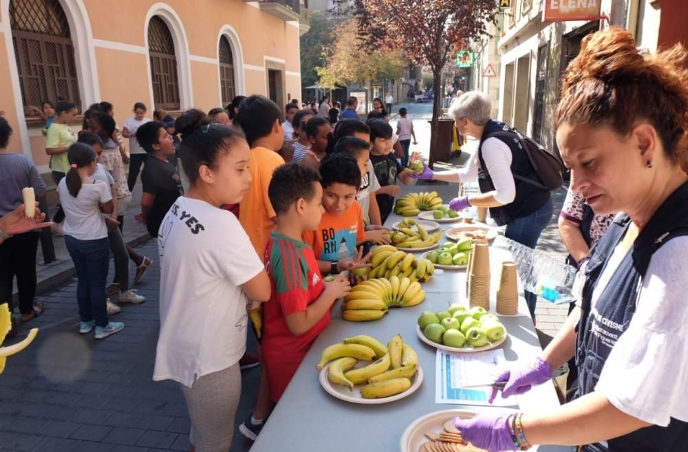 Les escoles de Figueres surten al carrer