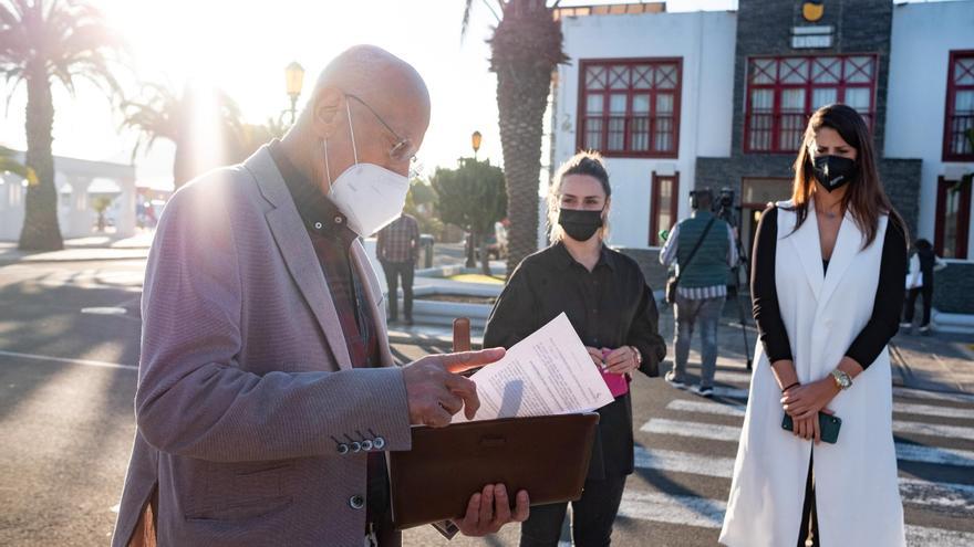 Tres concejales de En Marcha abandonan el equipo de gobierno de La Oliva