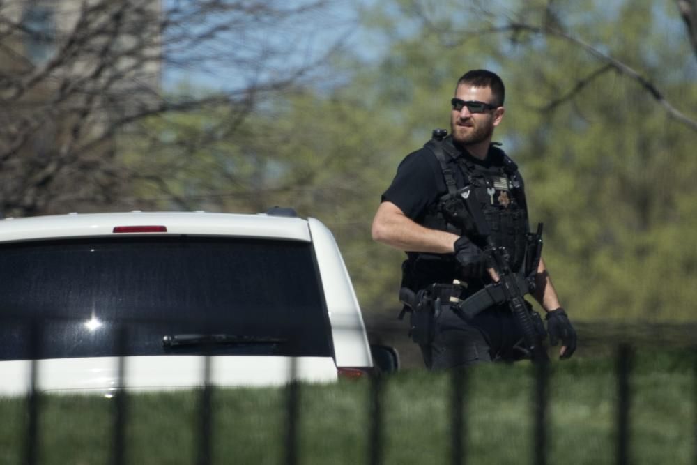 Un detenido por un tiroteo en el Capitolio