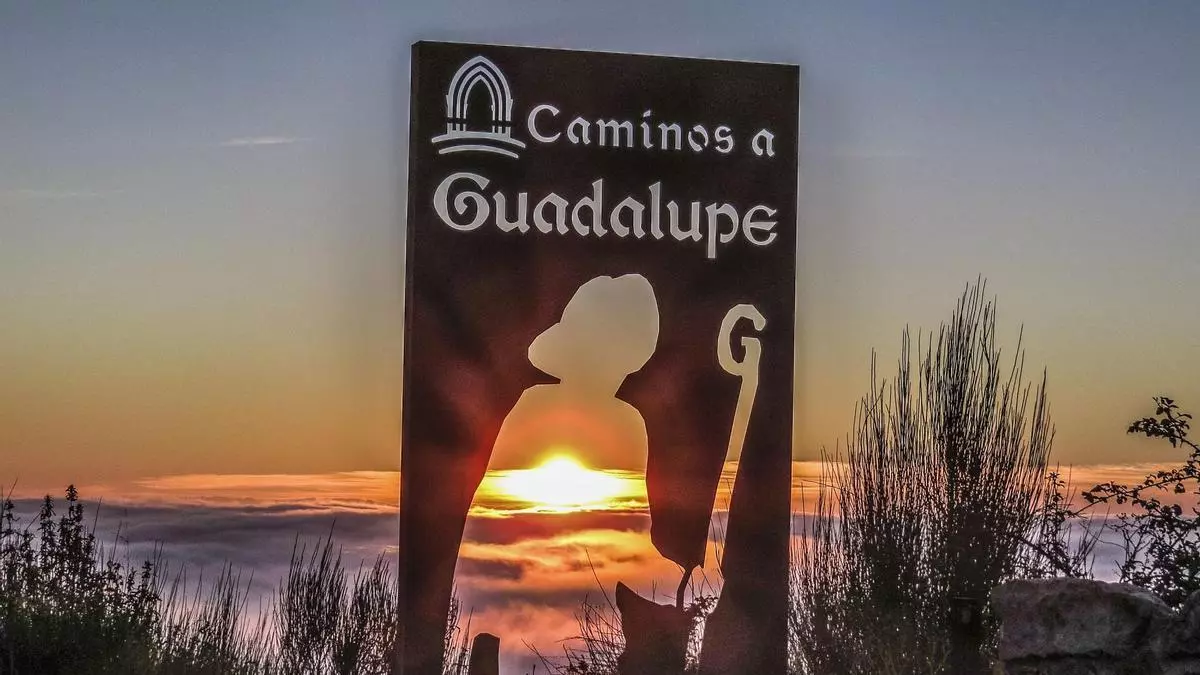 Explora los Caminos a Guadalupe, la gran ruta de peregrinación que eclipsó al Camino de Santiago