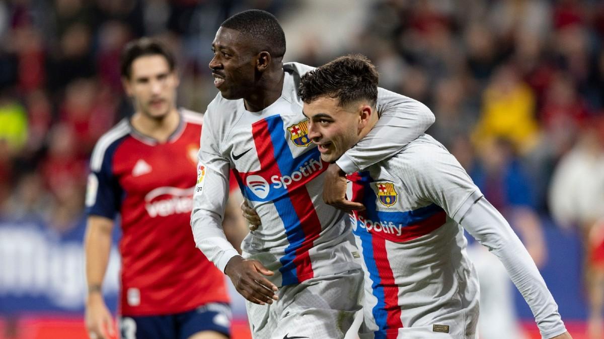 Pedri celebra su tanto con Dembélé