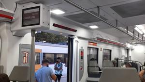 Un tren aturat a Castellbisbal talla totalment la circulació de les línies R4 i R8