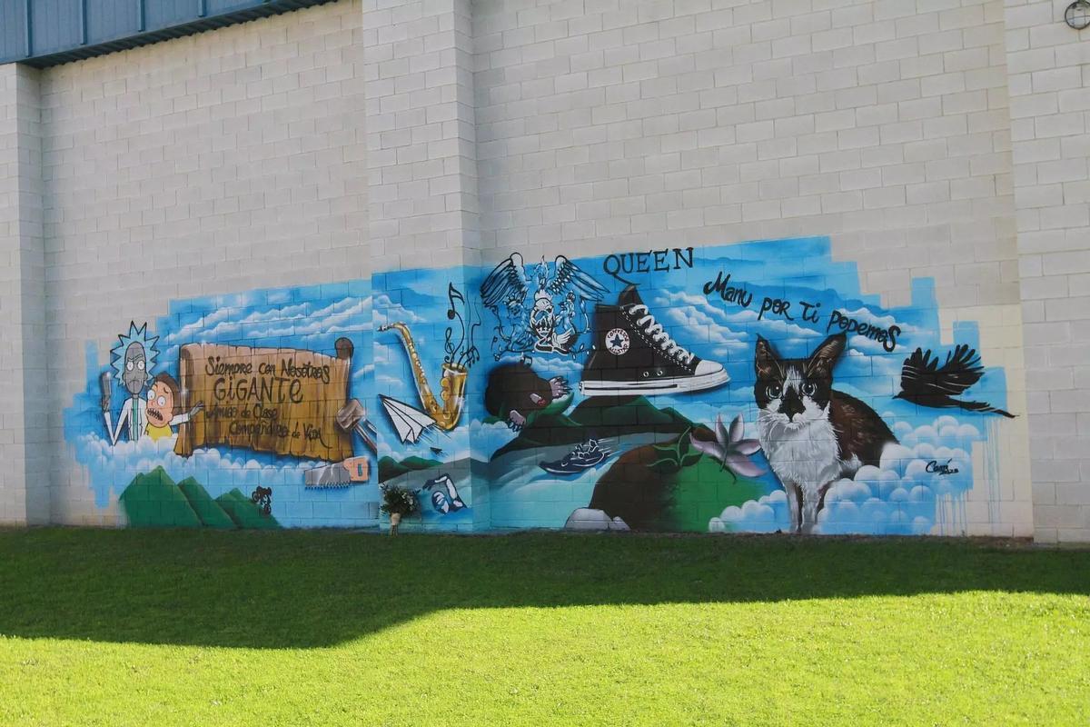 Un mural en homenaje al menor, en su instituto.