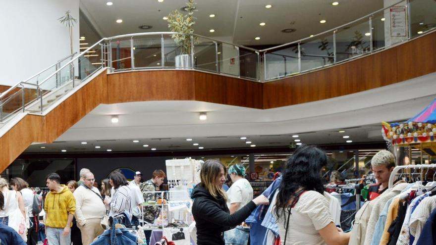 Plaza Elíptica vuelve a abrir sus puertas al Vintax Market, escaparate de moda consciente y talento local