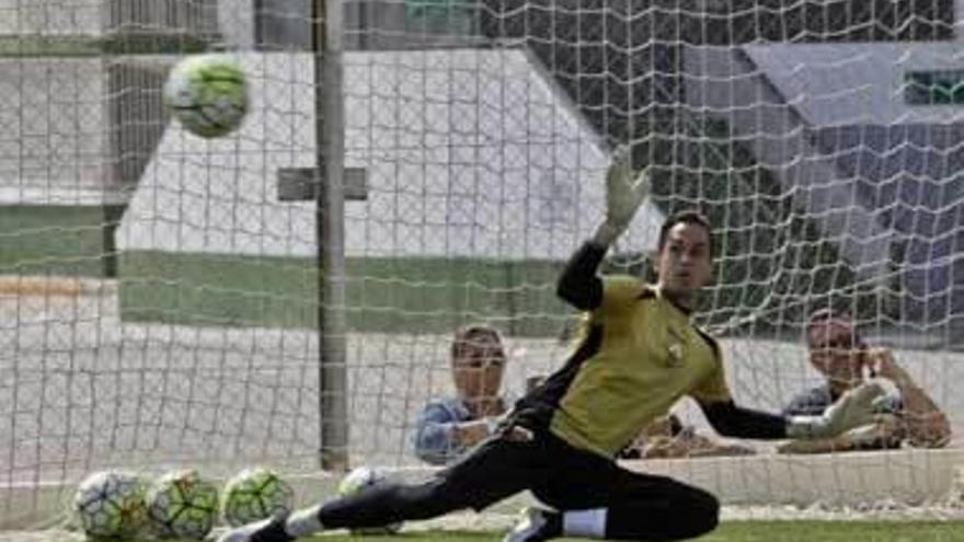 Javi Jiménez, con el Elche.