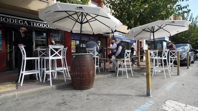 Las terrazas podrán reabrir en una veintena de municipios de la Región.