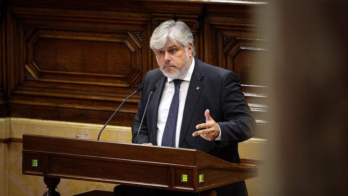El president de Junts al Parlament, Albert Batet, en la seva intervenció en el marc del debat de política general al Parlament.