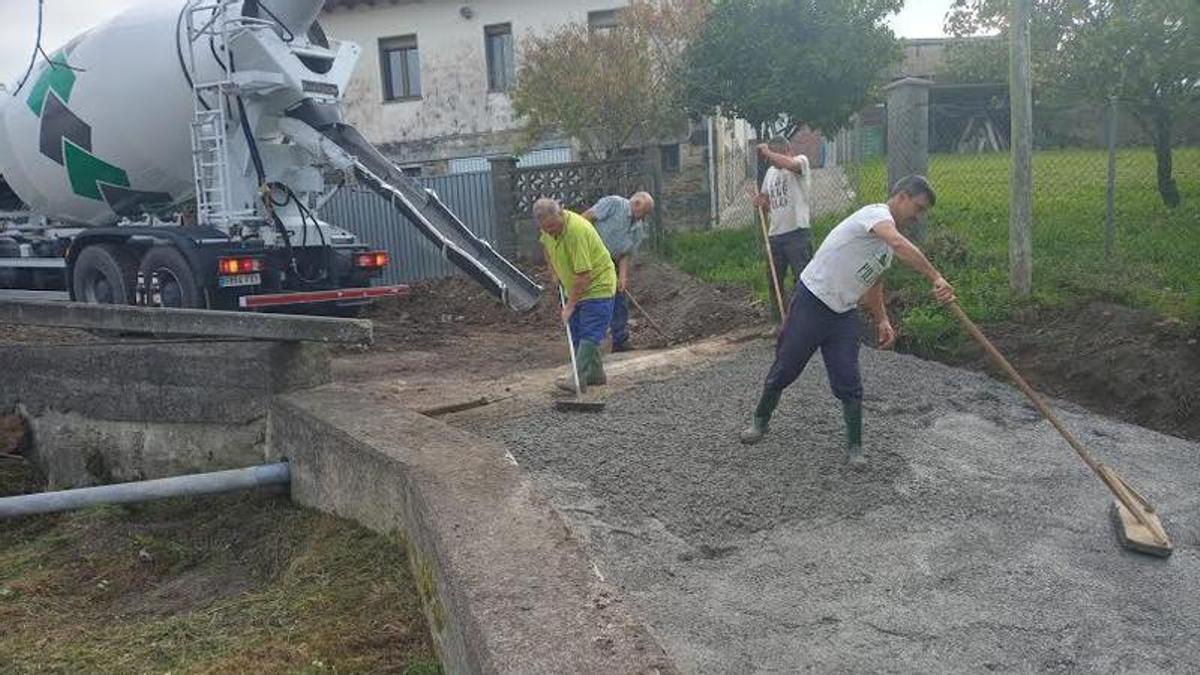 Una obra vecinal en Castiellu la Marina.