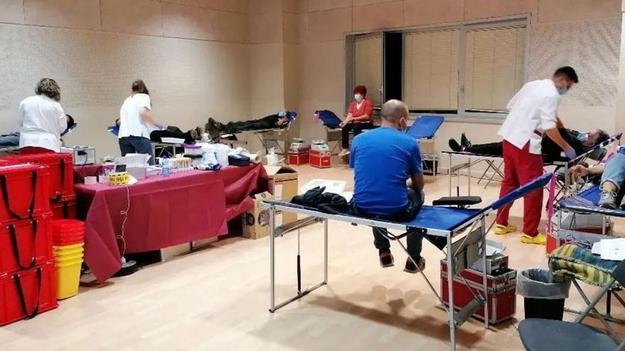 Campanya de donació de sang a l’auditori de la Sala Polivalent de Solsona | ADS DEL SOLSONÈS