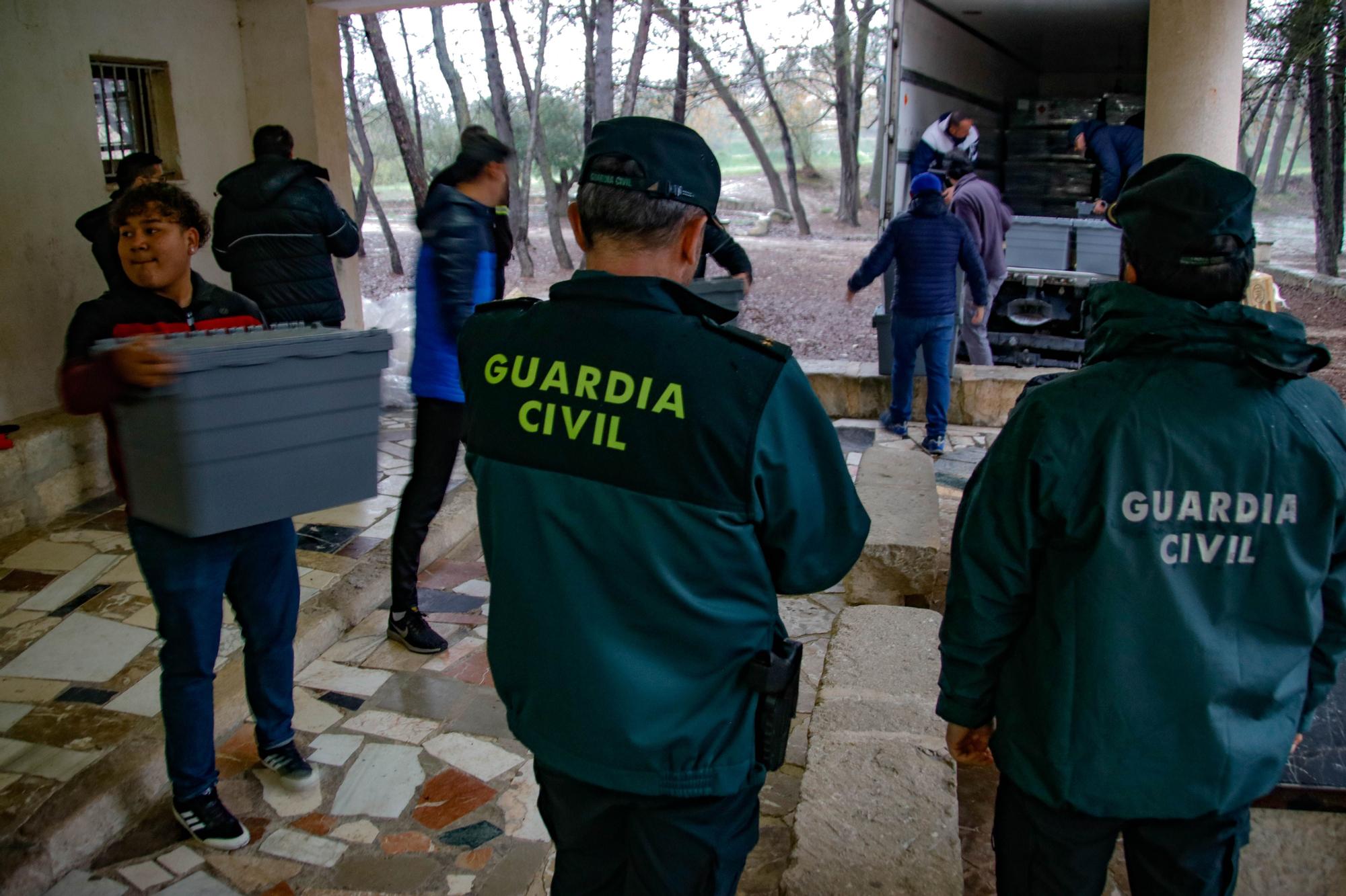 La Asociación de San Jorge reparte 3.010 kilos de pólvora para el día del Alardo en Alcoy