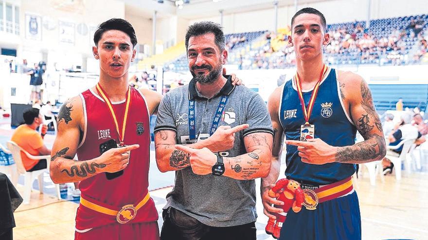 Baño de oro para los hermanos Martínez de la Vall d&#039;Uixó en el Campeonato de España de boxeo