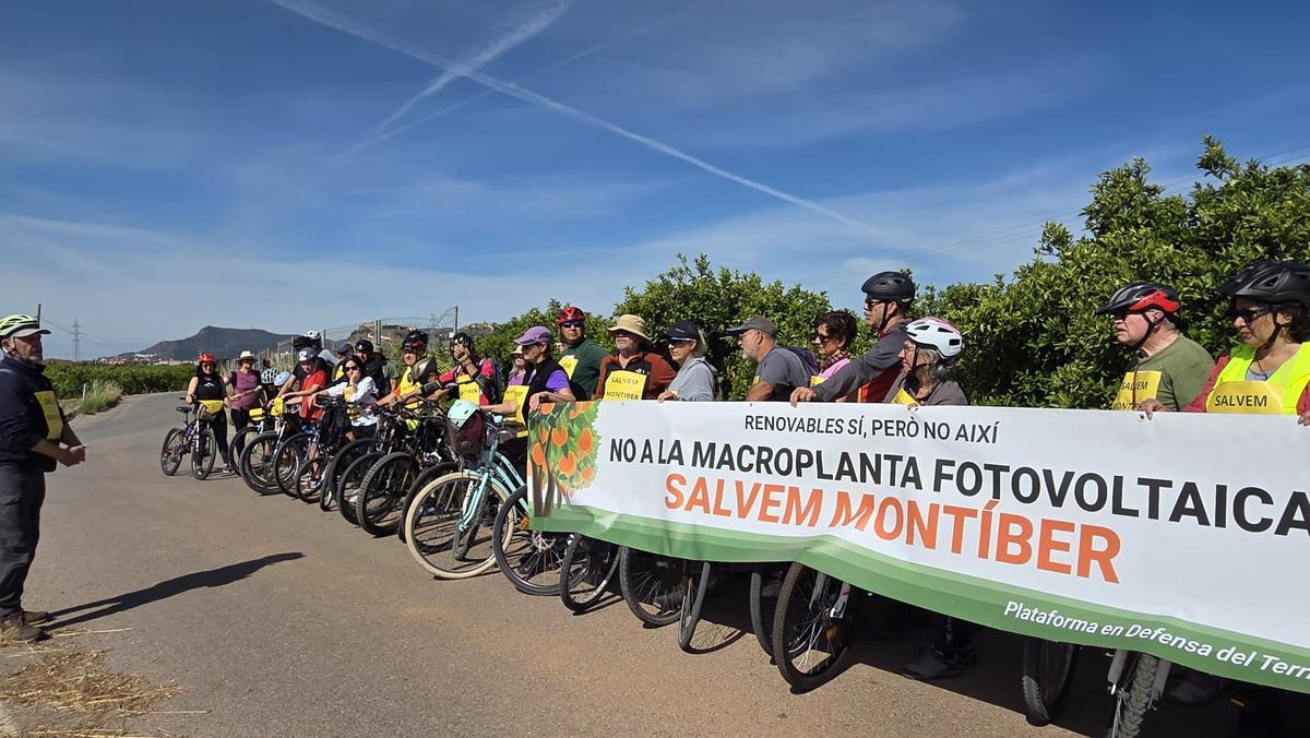 'Volta en bici' en defensa de Montiber