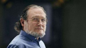 Santiago Niño Becerra, economista español