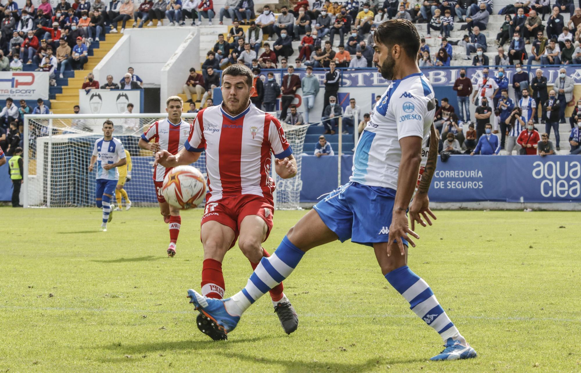 El Alcoyano recibe a un Algeciras que brilla a domicilio