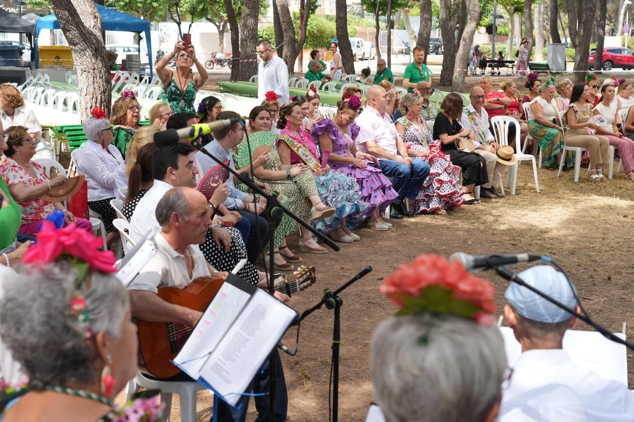 Vila-real exhibe devoción por la Virgen del Rocío en El Termet