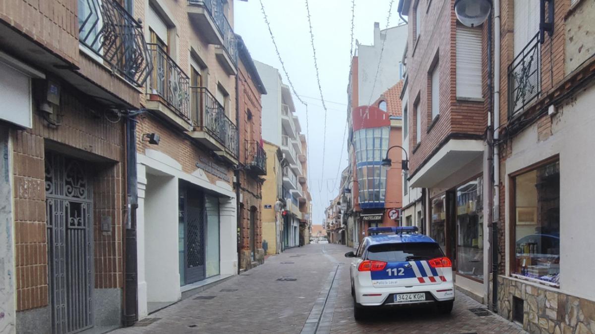 La Policía ha sorprendido in fraganti al autor perpetrando el robo en un establecimiento de la calle Herreros.