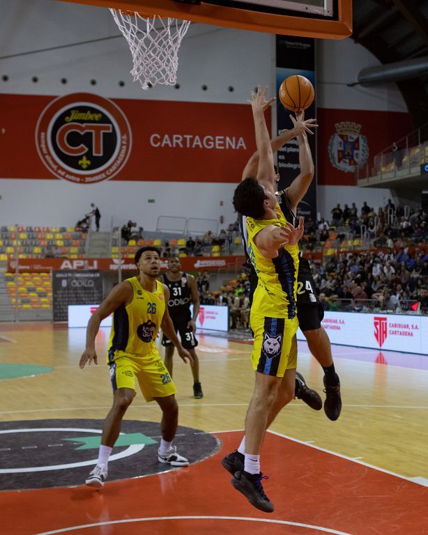 Todas las imágenes del Odilo Cartagena - Ourense