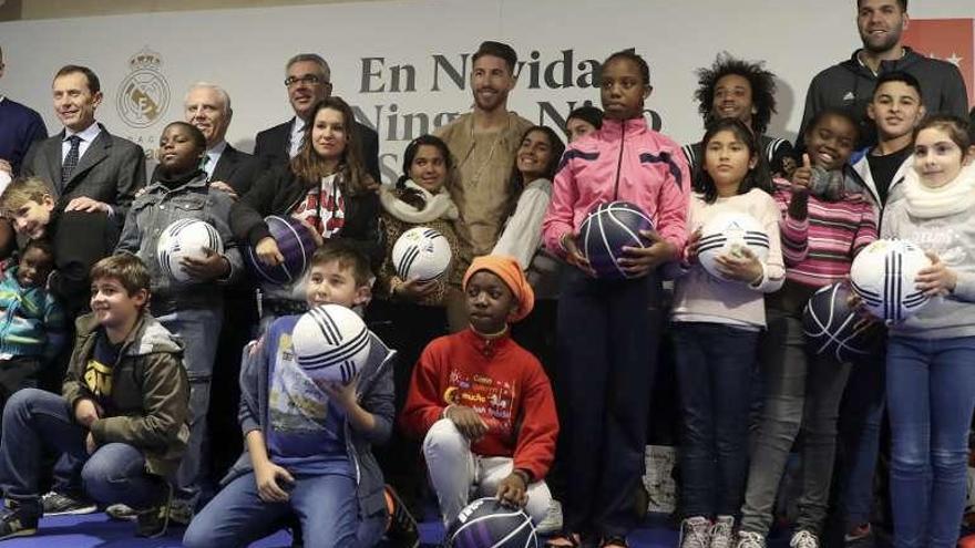 La Fundación Real Madrid exhibe su espíritu navideño