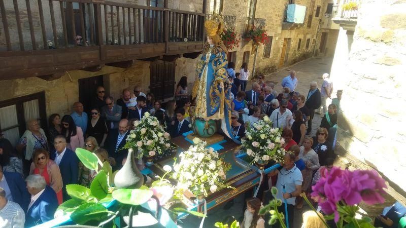 Procesión de Las Victorias en Puebla de Sanabria.