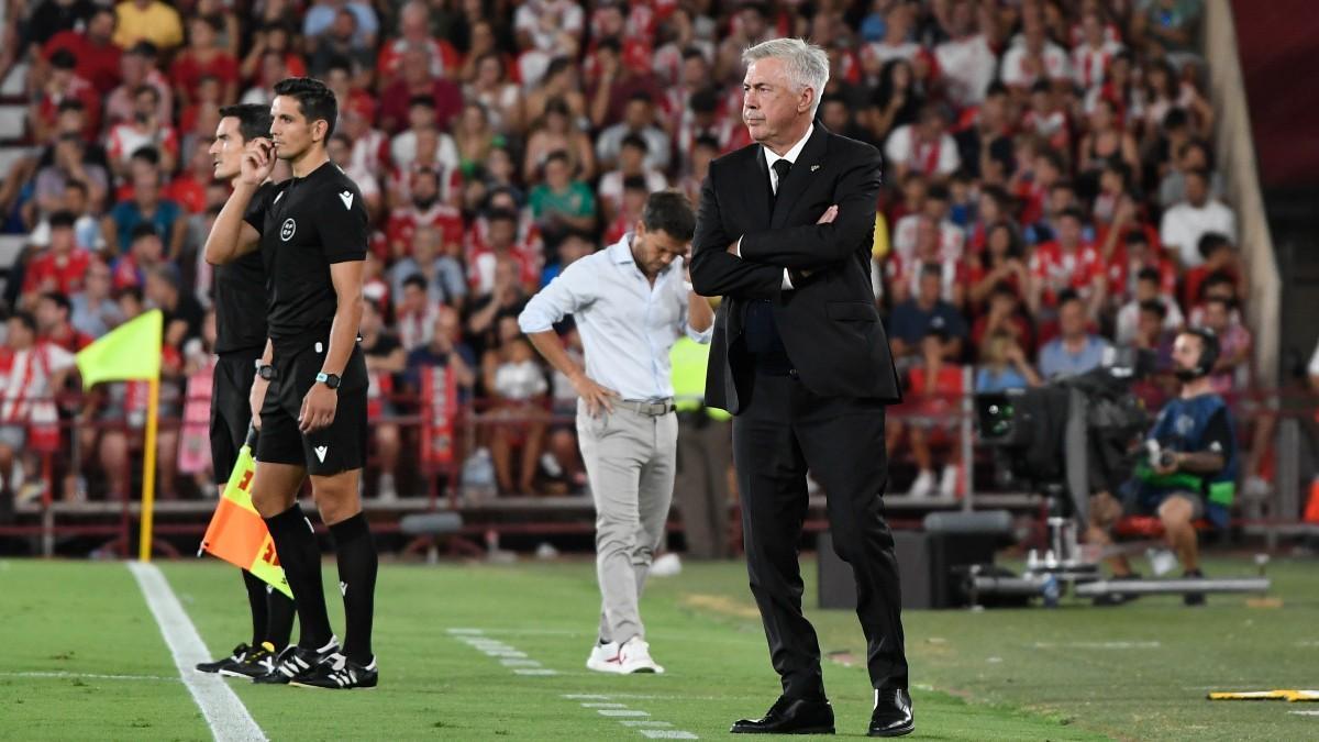 Ancelotti, durante el partido ante el Almería