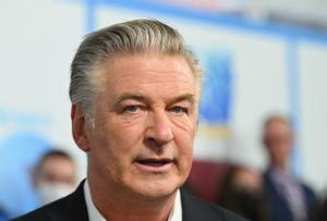 Primeres paraules d’Alec Baldwin després del tiroteig mortal en el rodatge de ‘Rust’: «Halyna era amiga meva»