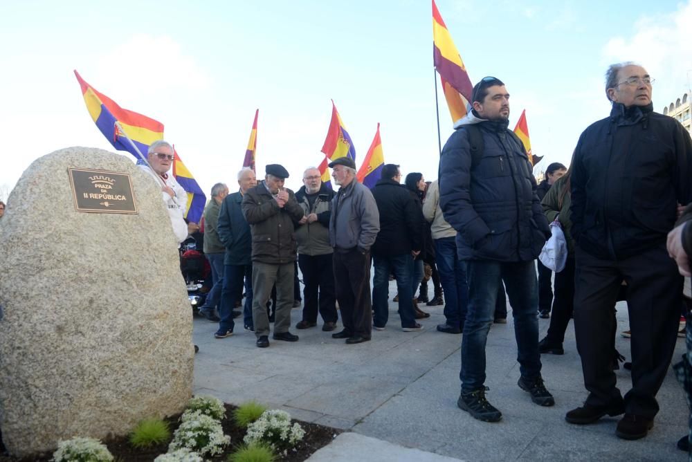 Vilagarcía conmemora la II República