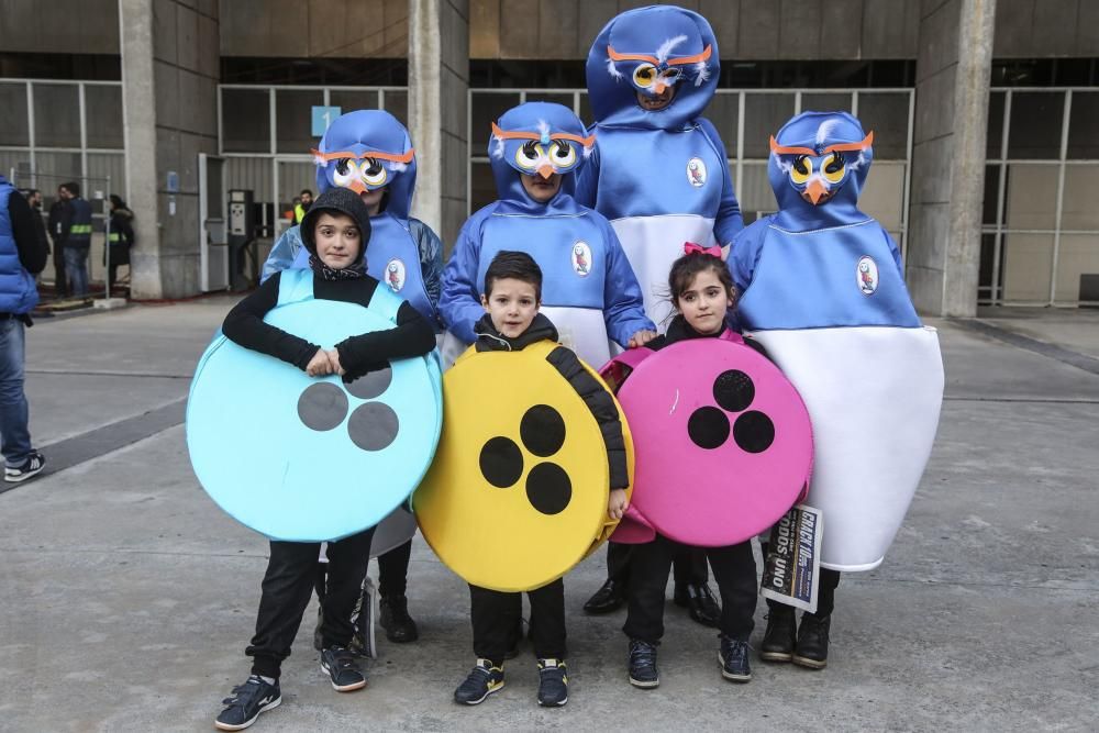 La afición de Oviedo recibe al equipo