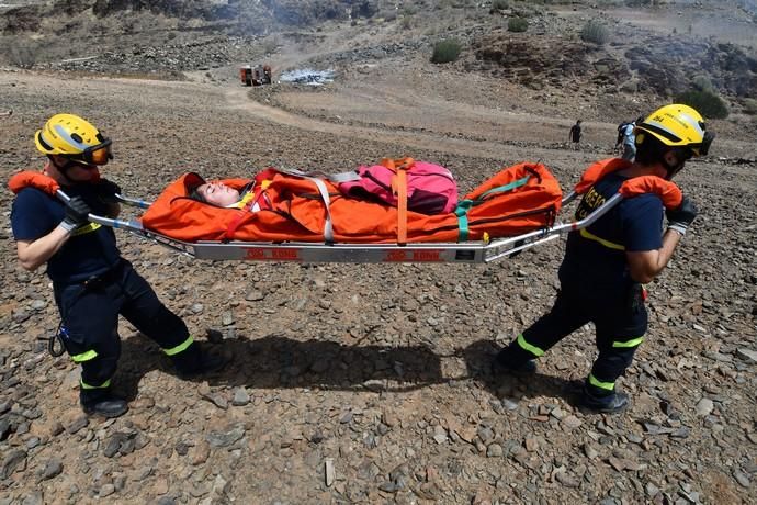 10/04/2019 SAN BARTOLOME DETIRAJANA. Simulacro accidente aéreo del Ejercito del Aire.  Fotógrafa: YAIZA SOCORRO.  | 10/04/2019 | Fotógrafo: Yaiza Socorro