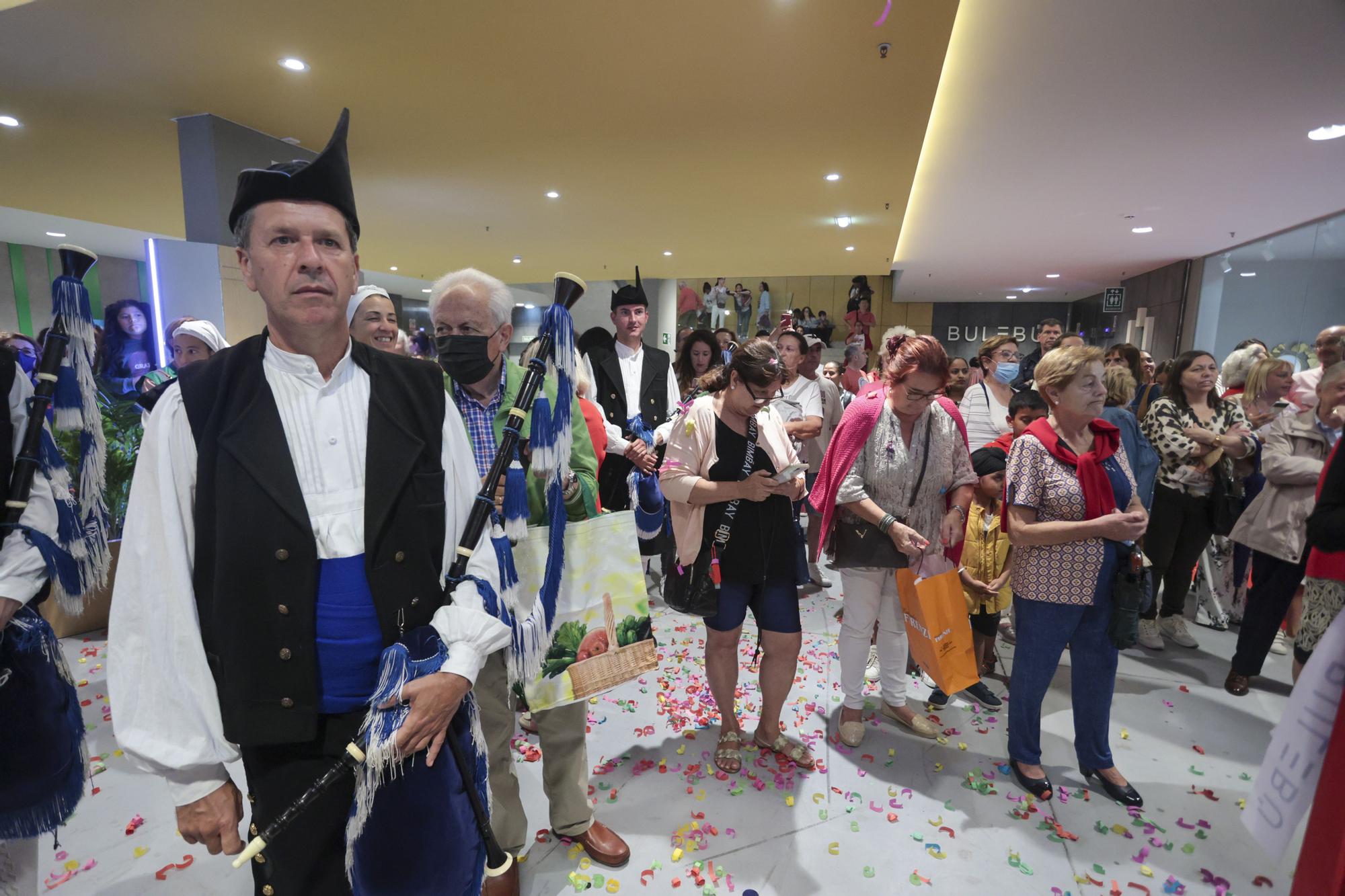 EN IMÁGENES: Canteli acude a la inauguración de un nuevo espacio en el Vasco
