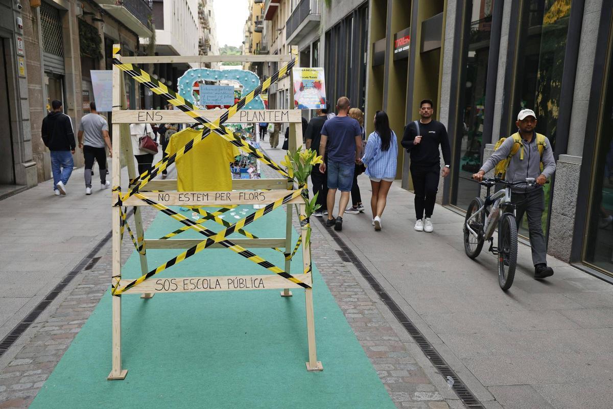 Les escoles públiques porten la protesta a Temps de Flors