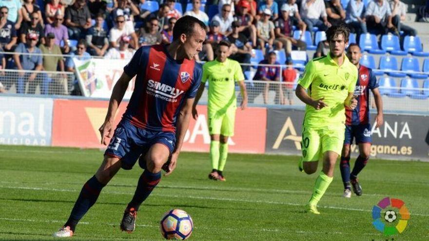 David López y el Huesca llegan a un acuerdo para rescindir el contrato