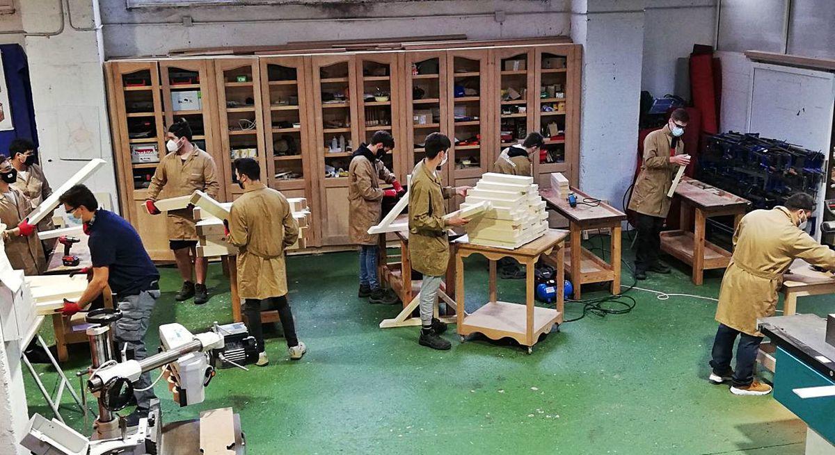 El Antón Losada estrena el pabellón 3 tras salir doce docentes de un aislamiento Covid