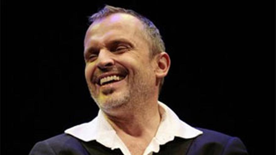 Miguel Bosé publicará dos novelas tras concluir su &quot;Papitour&quot;