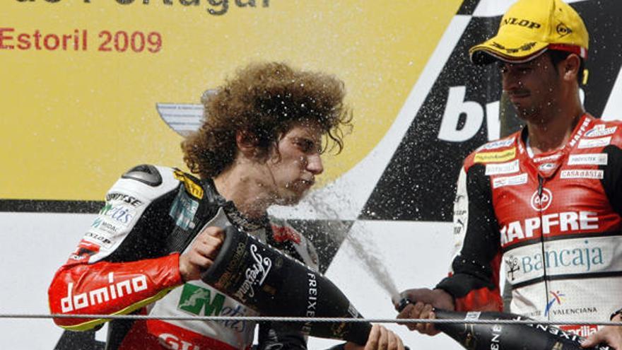 Simoncelli y Di Meglio of France en el podio