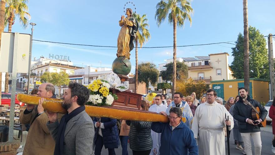 Un Rosario de la Aurora traslada la Inmaculada en Villafranca