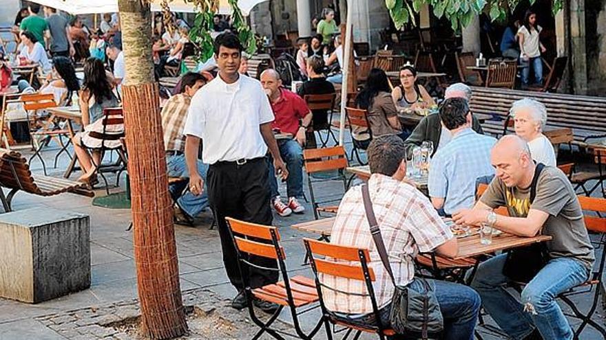 La plaza de A Verdura es una donde proliferan las terrazas.