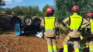 Fallece aplastado por su tractor en un pueblo de Castellón