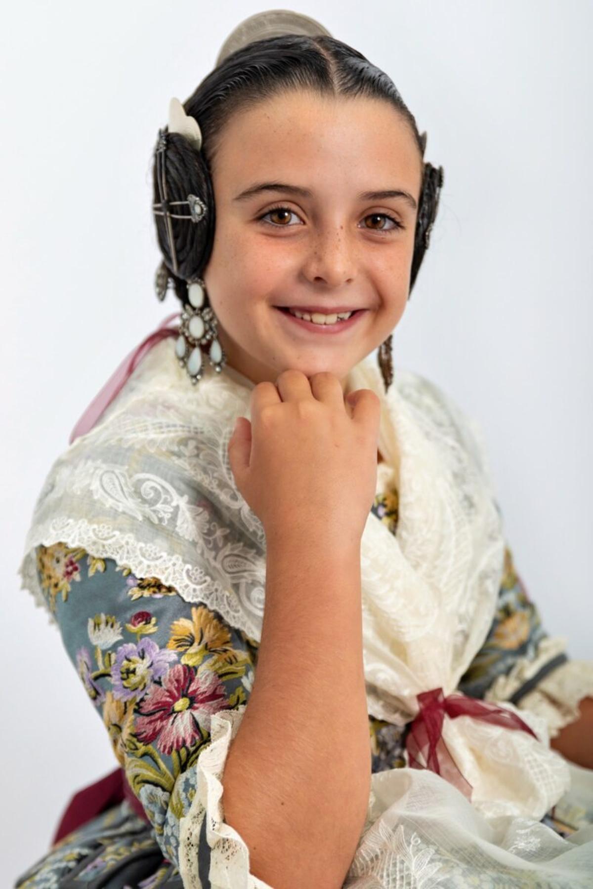 CREU COBERTA - Maria Martinez Sisternas (Manuel Arnau-Creu Coberta)