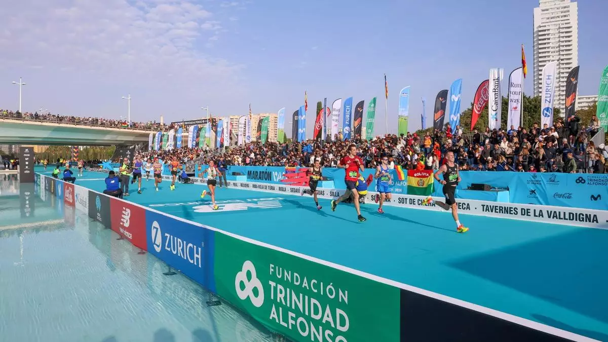 Andreu Blanes destroza el récord autonómico en el Maratón Valencia, con dedicatoria especial