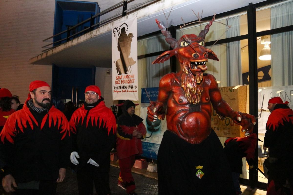 El Grao rinde honores a Sant Antoni