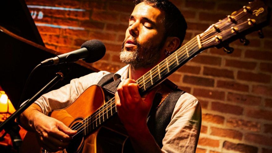 El compositor moscón &quot;Ún de Grao&quot; estrena canción: &quot;Soy perfeccionista, nunca me parece que ensayo suficiente&quot;