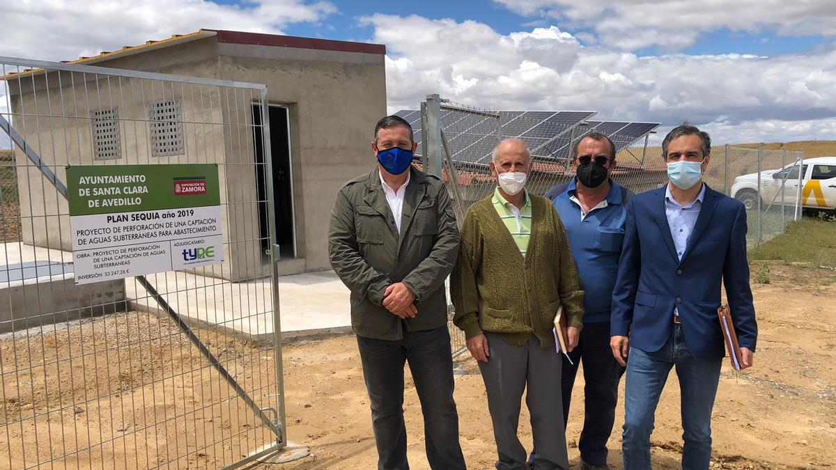 Un momento de la entrega de la obra en Santa Clara de Avedillo.