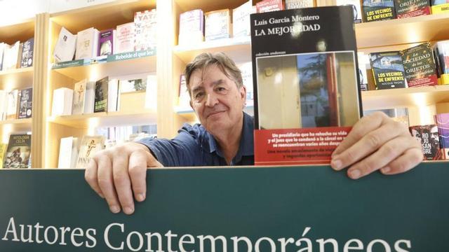Luis García Montero, ayer en la Casa del Libro.  | ÁNGEL GONZÁLEZ