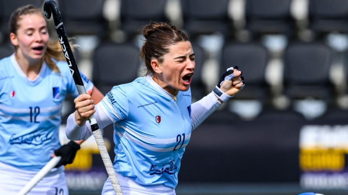 Las jugadoras del Junior celebran un gol