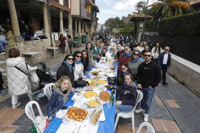 VÍDEO: ¿Por qué la Comida en la Calle de Avilés es una cita obligada en el calendario festivo asturiano?