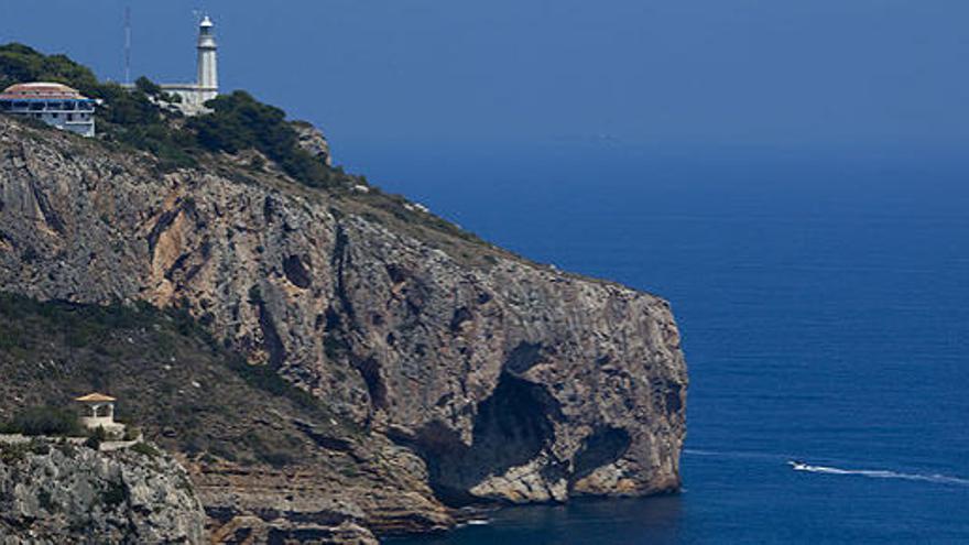 Faro del Cap de la Nao en Xàbia (Alicante).