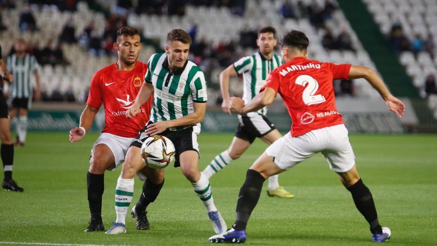 El Córdoba CF remonta el gol inicial del UD Montijo